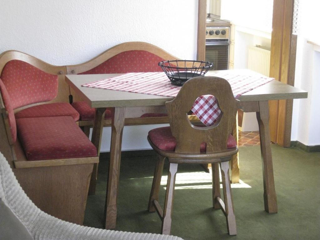 Haus Sonnenschein Apartment Ленещат Стая снимка